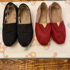 Woman’s Tom’s bundle of shoes Sz 7